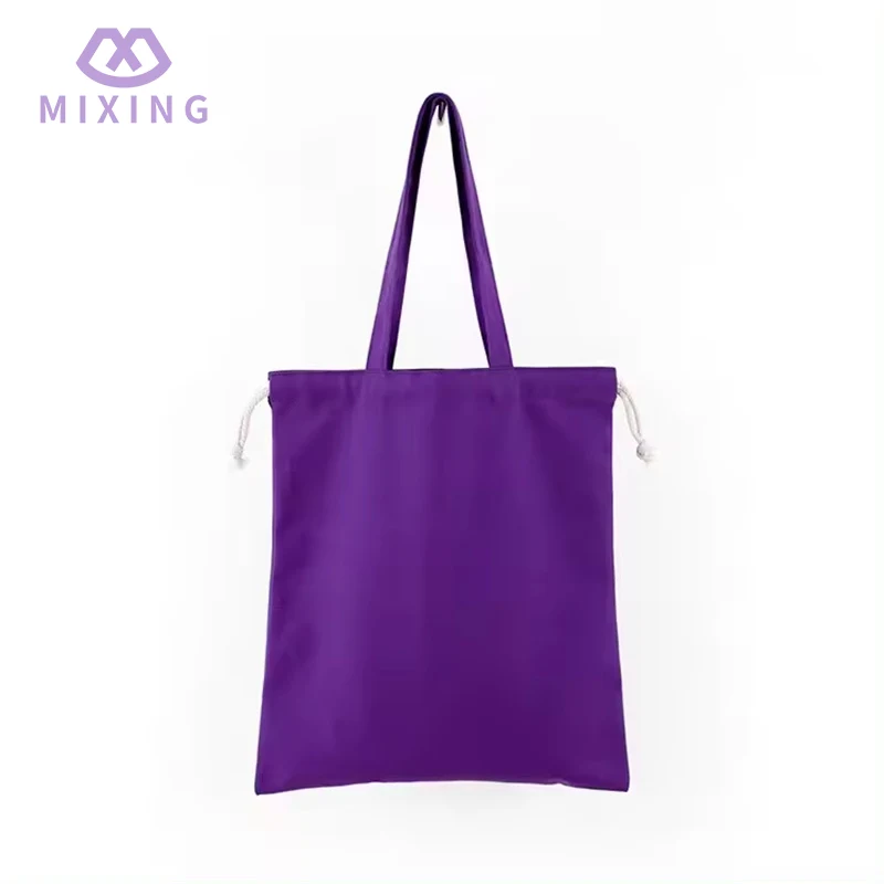 Umhängetasche aus Canvas mit Kordelzug